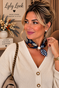 Foulard Bijou Bleu Marine Imprimé – Chic & Raffiné 💙🧡✨